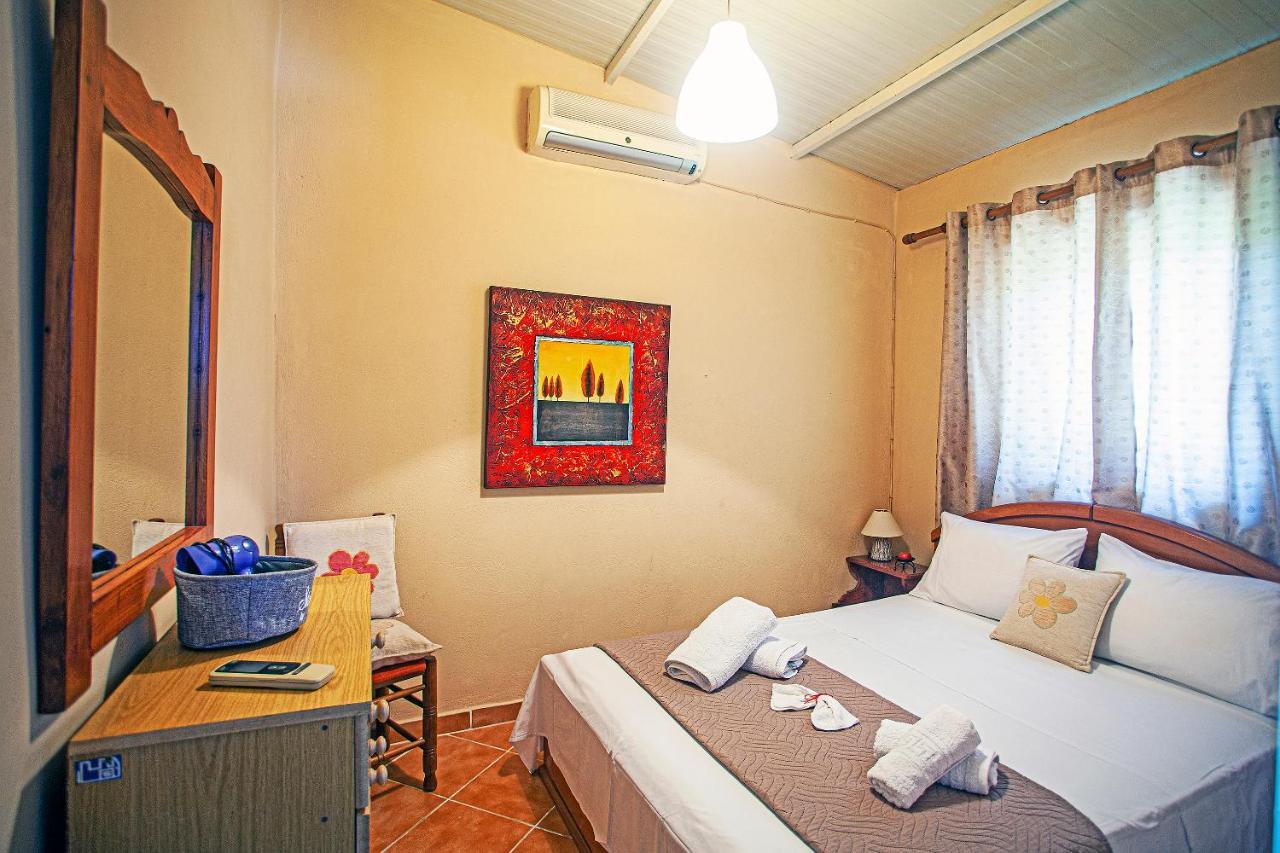 Voula Home Marathi  Exterior photo